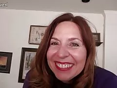 Naughty mama american kucheza na yeye mwenyewe