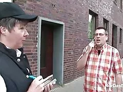 49yr zamani wa ujerumani nywele milf kuwapotosha kutomba nje